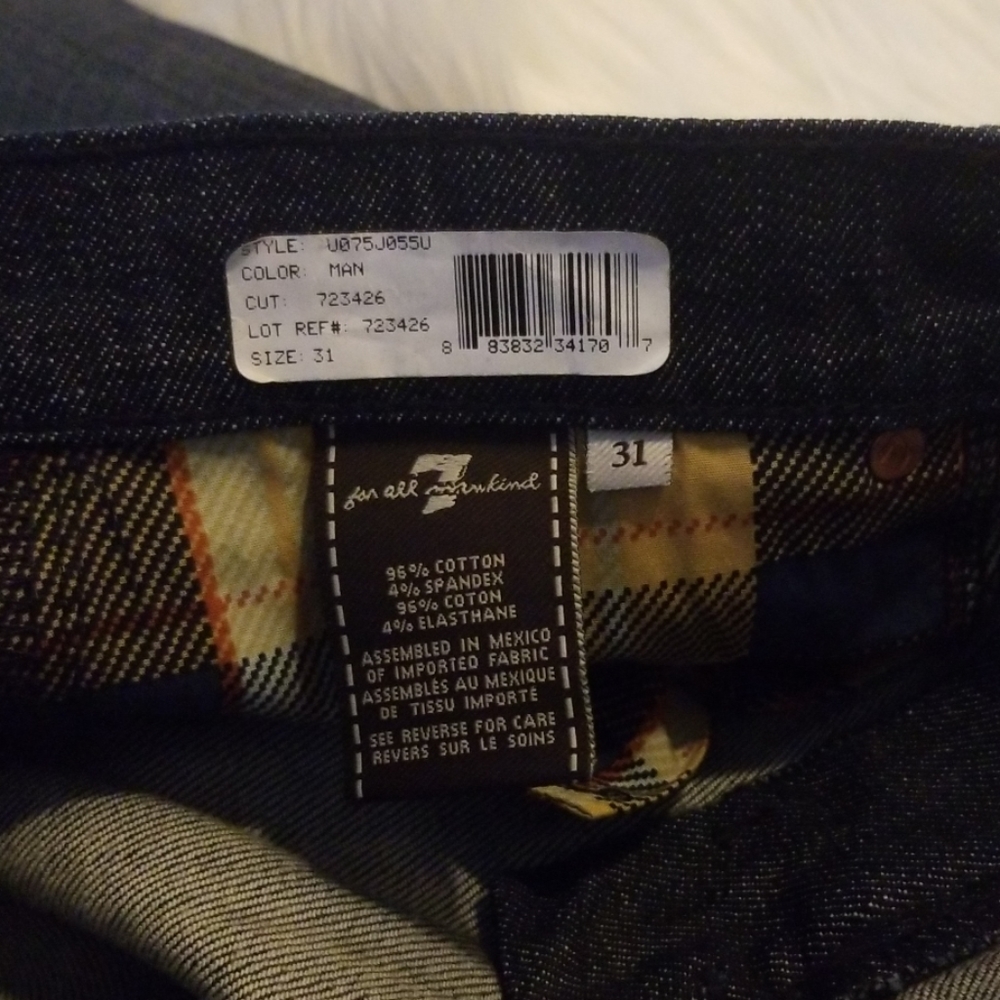 7 For All Mankind - Picture 3 of 6